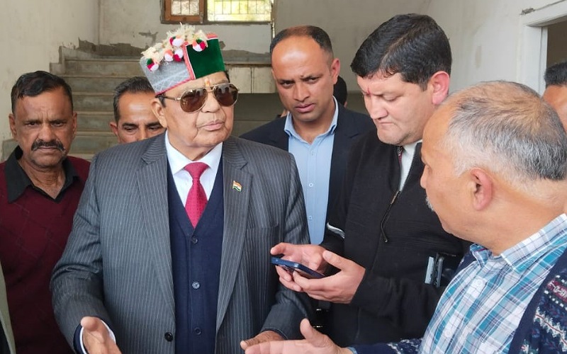 डॉ. शांडिल ने बसाल में मुख्यमंत्री लोक भवन व सामुदायिक भवन का निर्माण कार्य शीघ्र पूरा करने के दिए निर्देश