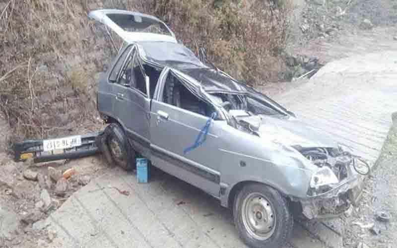 दर्दनाक हादसा: कार के दुर्घटनाग्रस्त होने से 37 वर्षीय व्यक्ति की मौत