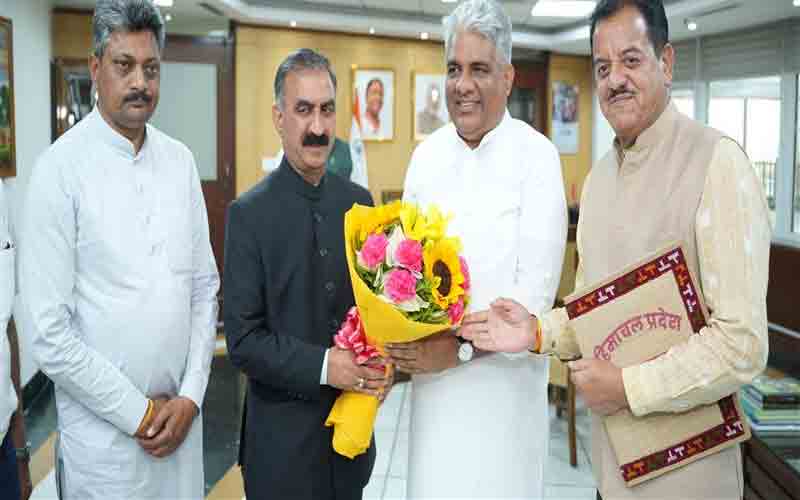 मुख्यमंत्री ने शिमला में पर्यावरण मंत्रालय का एकीकृत क्षेत्रीय कार्यालय खोलने का किया आग्रह