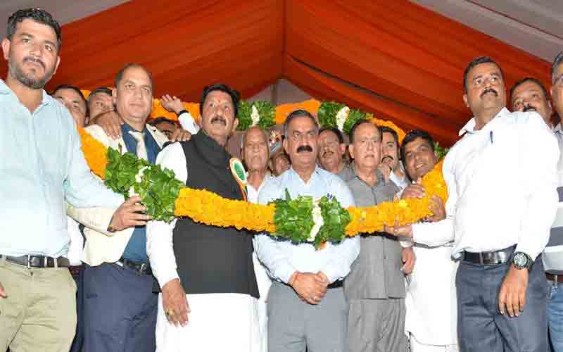 कॉरपोरेशन के कर्मचारियों को भी मिलेगा पुरानी पेंशन स्कीम का लाभ- मुख्यमंत्री