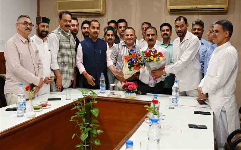 प्रथम बार निर्वाचित विधायक एसोसिएशन ने मुख्यमंत्री से की भेंट