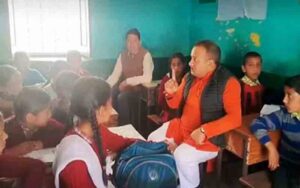 MLA-Dr.-Janakraj-arrived-to.jpg