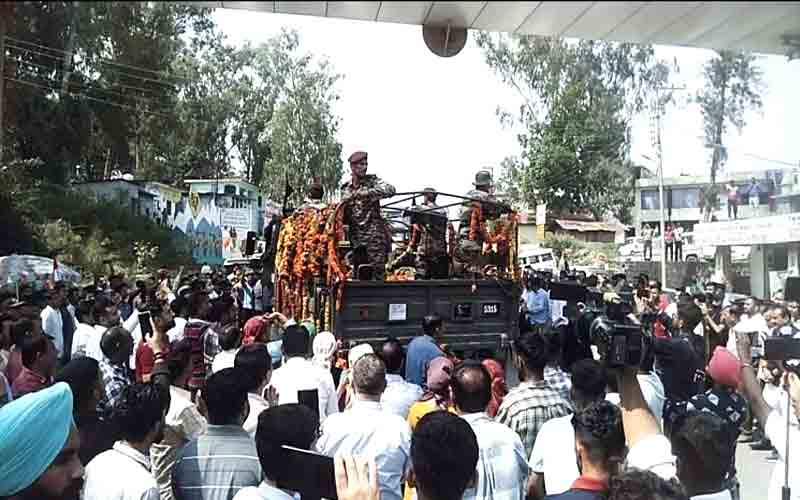 शहीद प्रमोद नेगी की पार्थिव देह पहुंची पांवटा साहिब