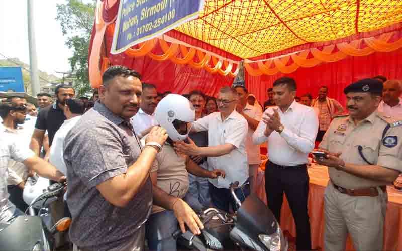 सड़क सुरक्षा का रखो ध्यान, ट्रैफिक नियमों का करो सम्मान, बोले-विधायक अजय सोलंकी