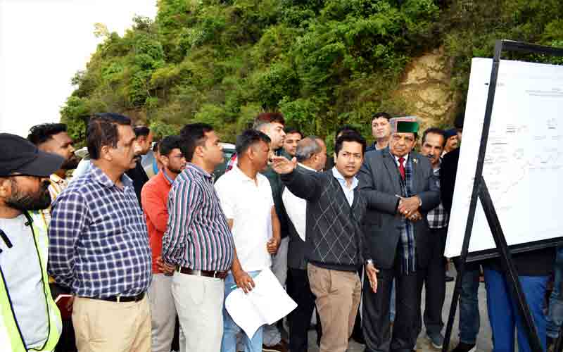 कंडाघाट में निर्मित होगा बाबा भलकू प्रवेश द्वार- डाॅ. शांडिल