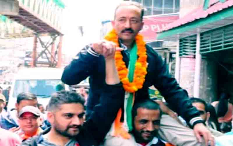 आखिर शिमला नगर निगम पर हुआ कांग्रेस का कब्जा 24 सीटें कांग्रेस, 9 भाजपा, और…