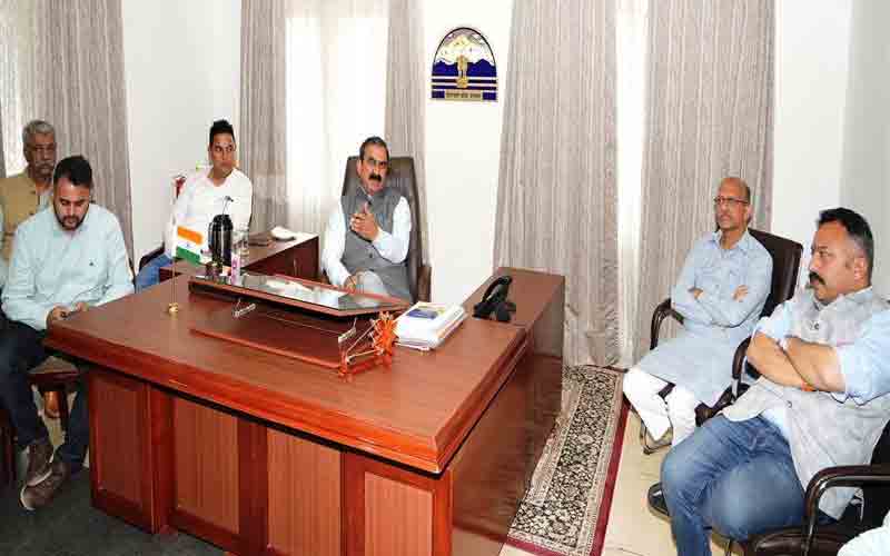 सरकारी विद्यालयों में उपलब्ध होंगी स्मार्ट सुविधाएं- मुख्यमंत्री