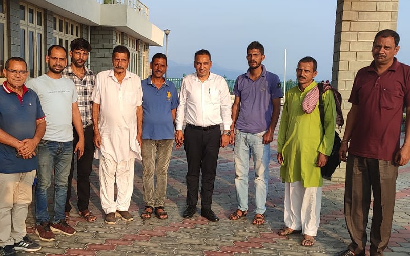 असंगठित कामगार एवं कर्मचारी कांग्रेस धर्मपुर विधानसभा क्षेत्र इकाई की बैठक संपन्न