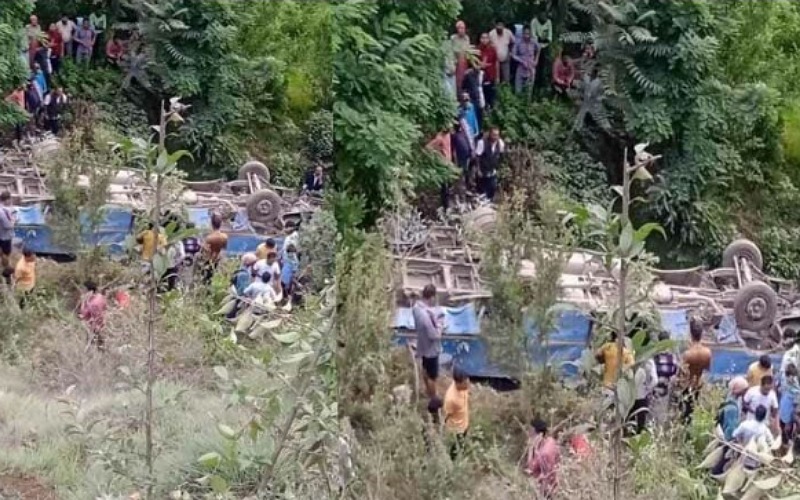 सड़क से लुढ़क कर खाई में गिरी एचआरटीसी बस, इतने यात्रियों की गई जान…..