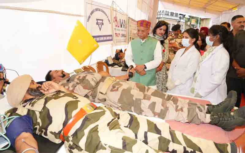राज्यपाल ने रक्तदान शिविर का किया शुभारंभ