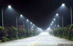 STREATLIGHT.jpg