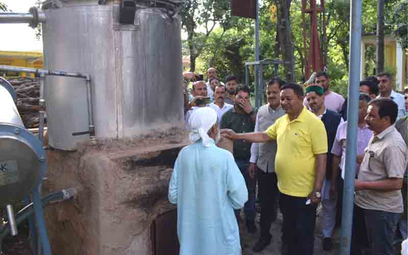 प्रदेश सरकार किसानों-बागवानों की आय बढ़ाने के लिए प्रयासरत- जगत सिंह नेगी