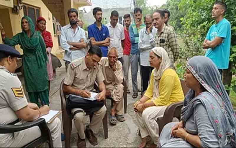 युवक ने खुद को मारी गोली, मौके पर मौत