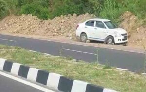 Unknown-vehicle-hit-the-mov.jpg