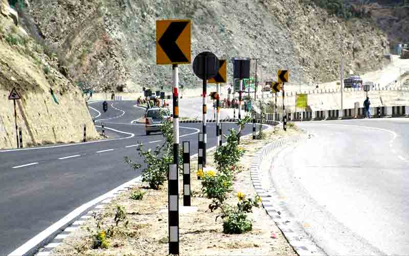 किरतपुर-नेरचौक फोरलेन पर अभी नहीं दौड़ सकेंगे वाहन, करना होगा इंतजार