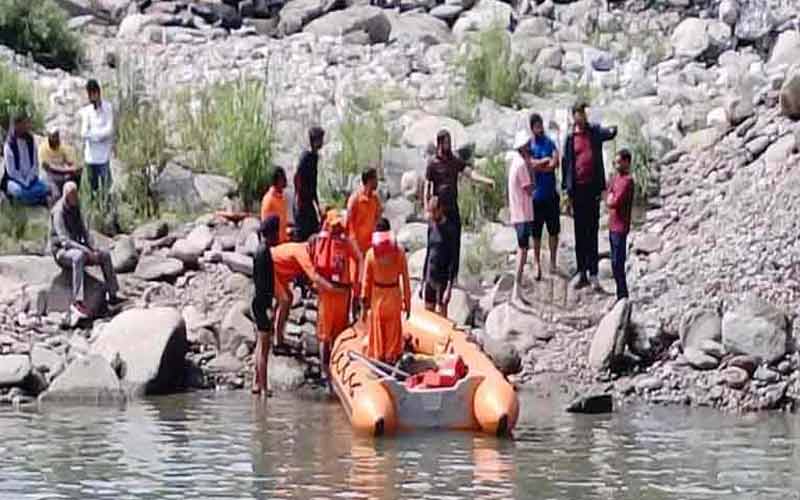 19 वर्षीय आर्यन के बाद अब पब्बर नदी में डूबा एक और युवक, हुई मौत