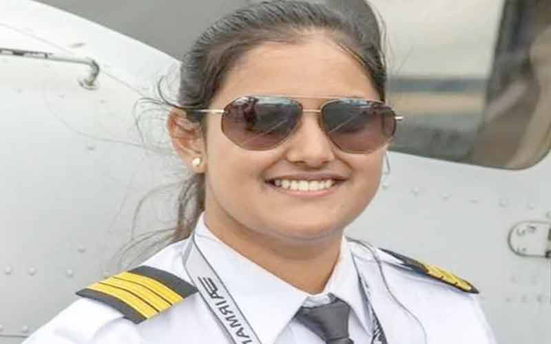 हिमाचल की बेटी ने किया नाम रोशन, बनी सबसे कम उम्र की कमर्शियल पायलट