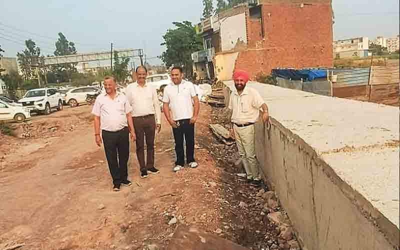 पूर्व विधायक की अगुवाई में दून भाजपा ने शुरू की विकास तीर्थ यात्रा