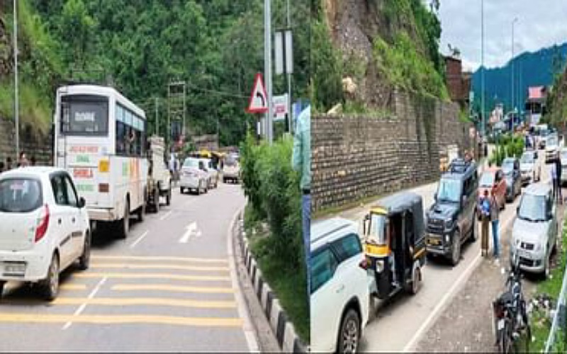 हिमाचल में 873 सड़कें अभी भी वाहनों की आवाजाही के लिए बंद