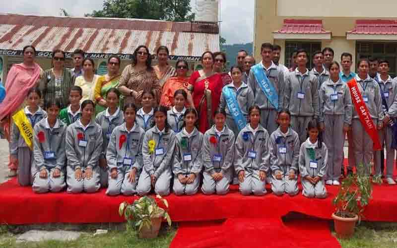 जुन्गा स्कूल में नवनिर्वाचित विद्यार्थी परिषद सदस्यों को किया सम्मानित