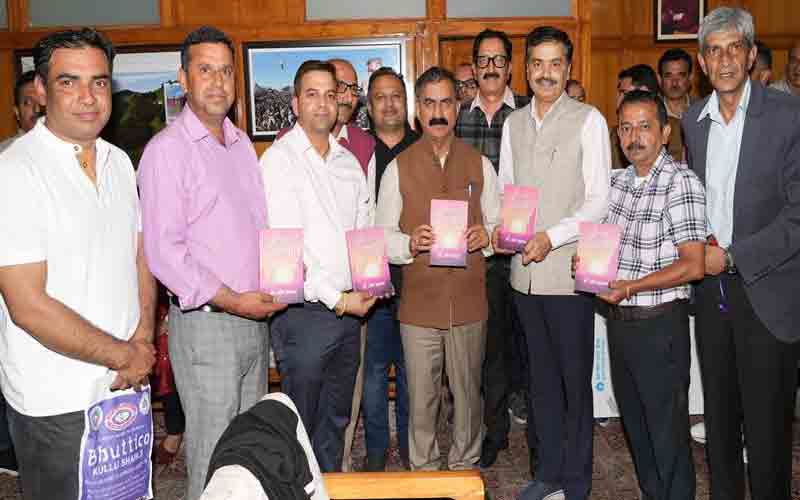 मुख्यमंत्री ने किया ‘राग प्रकाश’ पुस्तक का विमोचन