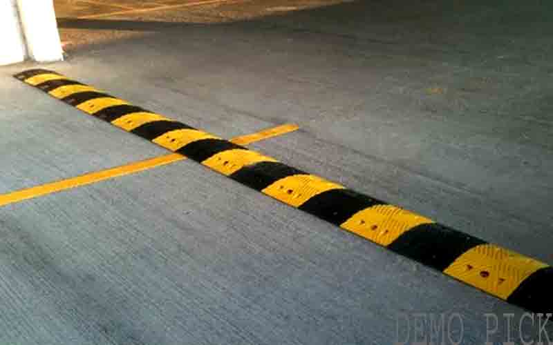 लोक निर्माण विभाग ने सलौणी-दियोटसिद्ध सड़क पर जगह-जगह लगाए स्पीड ब्रेकर