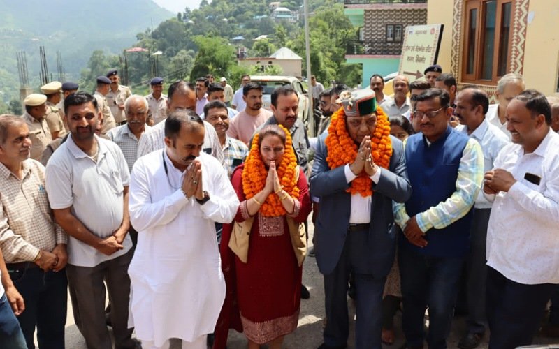 प्रदेश की प्रत्येक विधानसभा में बनाएंगे एक आदर्श अस्पताल- डॉ धनीराम शांडिल