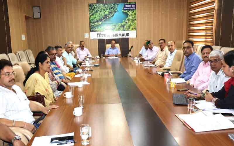 सिरमौर में 7 अगस्त से 12 अगस्त तक चलेगा मिशन इंद्रधनुष- सुमित खिमटा