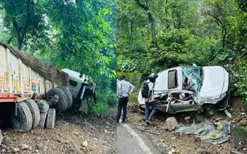 ट्राले व कार के बीच हुई ज़ोरदार टक्कर, एक की दर्दनाक मौत