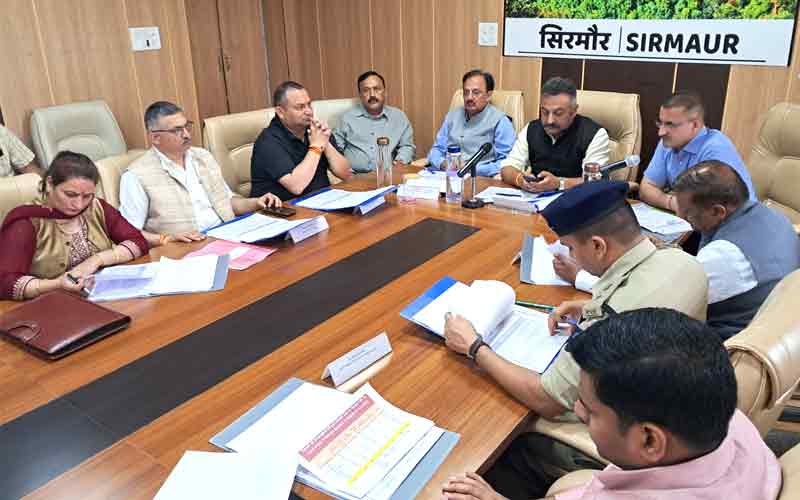 सिरमौर जिला में भारी बारिश से 290 करोड़ रुपए का नुक्सान- शिक्षा मंत्री