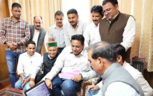 Chief-Minister-released-Par.jpg