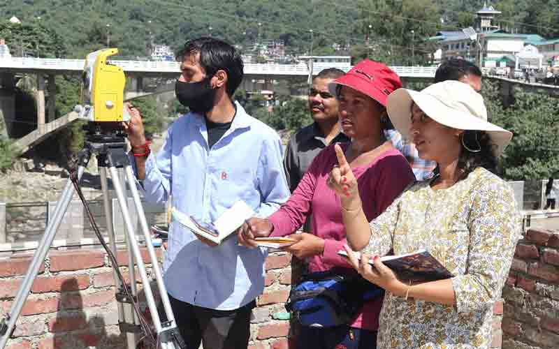 विश्वकर्मा मंदिर के पास हुए भूस्खलन की हुई डिटेल मैपिंग