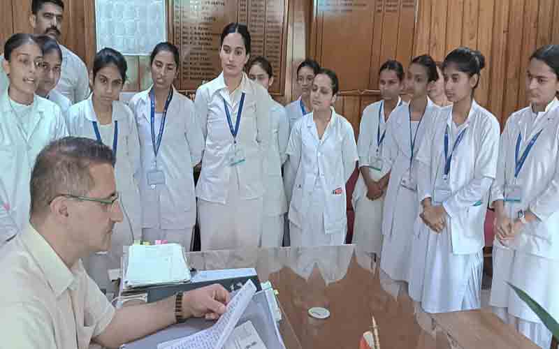 हिमालयन ग्रुप आफ प्रोफेशनल इंस्टीट्यूट एक बार फिर विवादों में