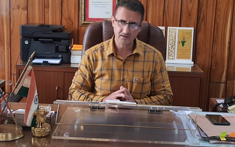 प्रधानमंत्री किसान सम्मान निधि की 15वीं किश्त के लिए ईकेवाईसी अनिवार्य-सुमित खिमटा
