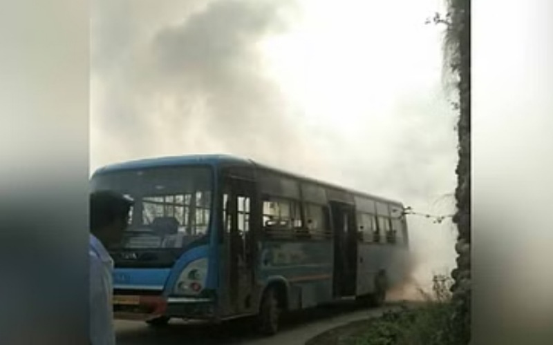 एचआरटीसी बस से अचानक निकला धुआं, सभी यात्री सुरक्षित