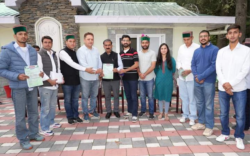 देवभूमि स्टूडेंट्स वेलफेयर एसोसिएशन चंडीगढ़ ने हिमाचल आपदा राहत कोष में दिए इतने रुपए…..