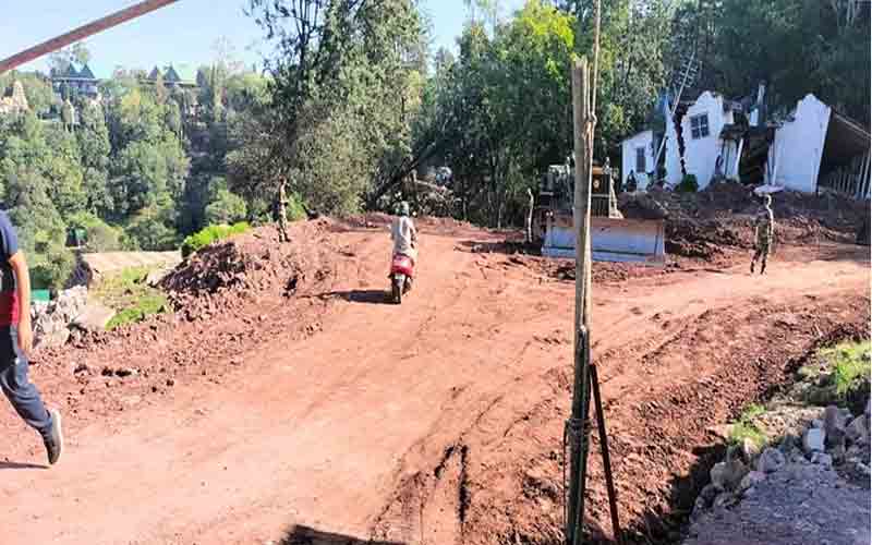 छोटे वाहनों के लिए एक माह बाद बहाल हुआ सुबाथू-धर्मपुर मार्ग