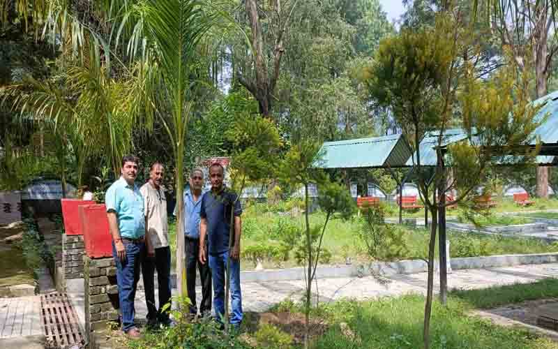 बंकुवाला मुक्तिधाम में रोटरी क्लब नाहन ने शेष नवीनीकरण किया शुरू