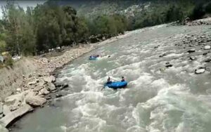 RAFTING-1.jpg