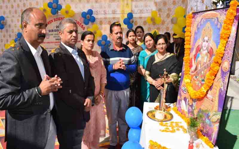 विधायक नीरज नैयर ने बाल विज्ञान कांग्रेस कार्यक्रम का किया शुभारंभ