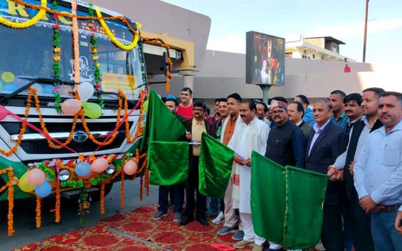 प्रथम दर्शन सेवा के तहत माता श्री चिंतपूर्णी से खाटूश्याम के लिए बस सेवा आरंभ