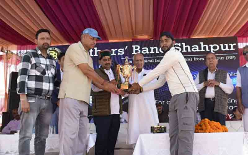 नैतिक मूल्यों और नैतिक आचरण की प्रेरणा का पर्व है दशहरा- प्रो चंद्र कुमार