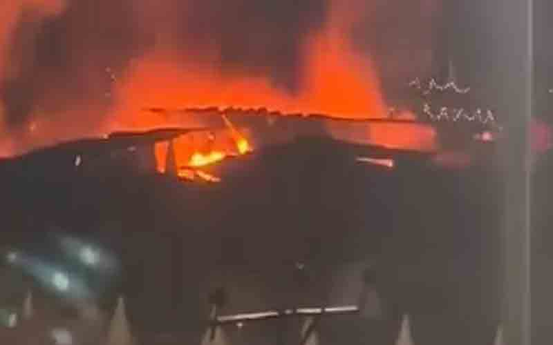 अंतर्राष्ट्रीय कुल्लू दशहरा में भीषण अग्निकांड: कई देवताओं के जले टेंट, दो लोग भी झुलसे