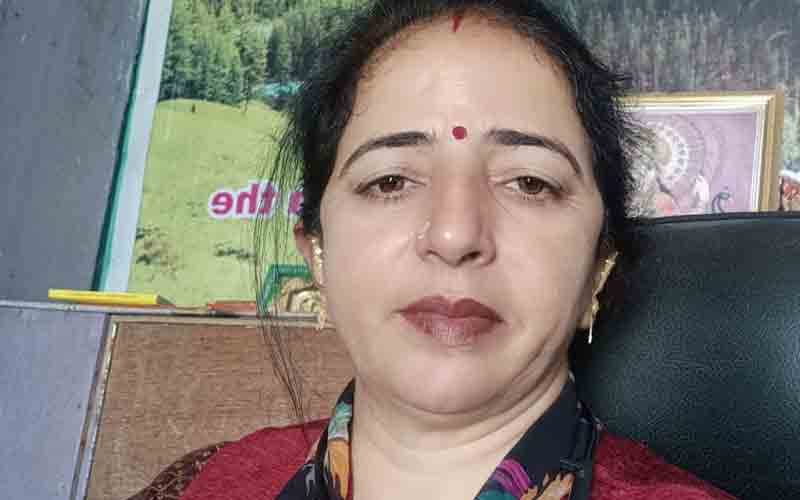 प्रदेश में चरमराई कानून व्यवस्था, बेरोजगारी से युवा मानसिक परेशान