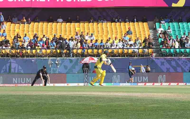 धर्मशाला में न्यूजीलैंड-आस्ट्रेलिया का मैच 10 फीसदी दर्शकों के साथ हुआ शुरू