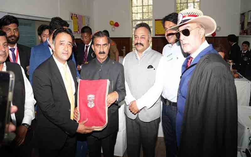 बेहतर इंसान बनने का ध्येय लेकर जीवन में आगे बढ़ें विद्यार्थी- मुख्यमंत्री