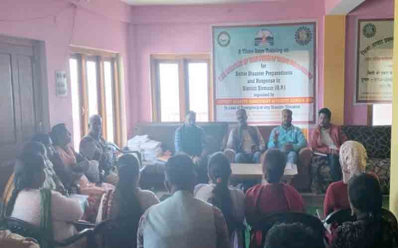 मां भग्यानी मंदिर परिसर में आयोजित तीन दिवसीय स्वयंसेवक आपदा प्रबंधन प्रशिक्षण कार्यक्रम का समापन