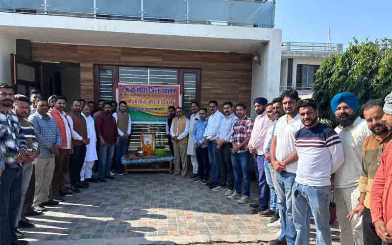 भाजपा एसटी मोर्चा ने मनाया जनजातीय गौरव दिवस