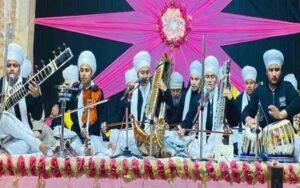 GURU-1.jpg