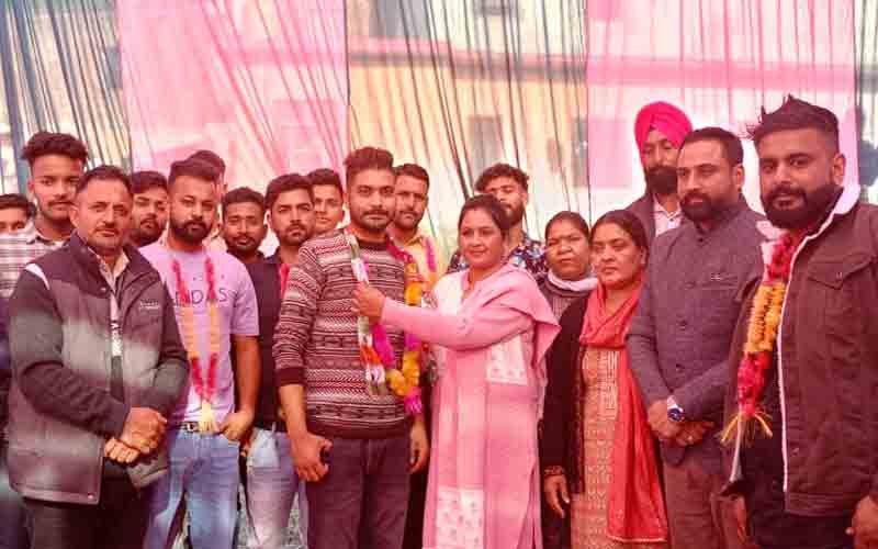 सेनवाला में हिमाचल कांग्रेस सेवादल, जन सेवा विभाग स्वास्थ्य सेवा समिति की बैठक आयोजित